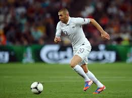 是足球比赛 是足球比赛